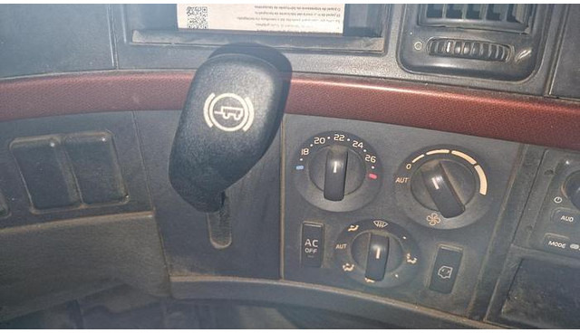 Truck Volvo FH16.660 Schwerlast Sattelzugmaschine 6x4: picture 10 Truck Volvo FH16.660 Schwerlast Sattelzugmaschine 6x4: picture 10