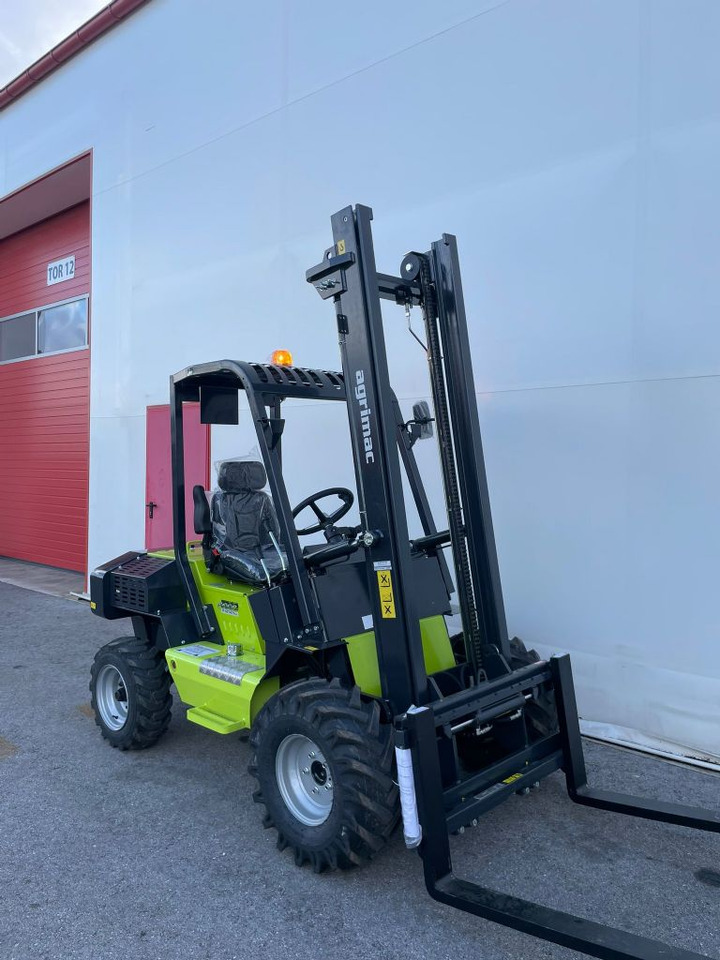 Agrimac TW12 - Diesel forklift: picture 3 Agrimac TW12 - Diesel forklift: picture 3