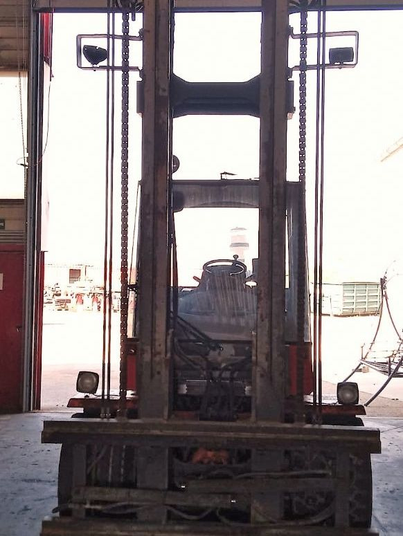 Kalmar DCD90-6L - Diesel forklift: picture 4 Kalmar DCD90-6L - Diesel forklift: picture 4