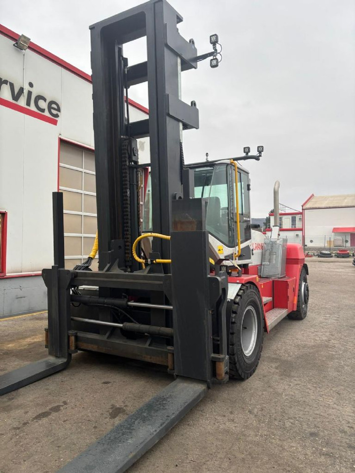 SMV 16-1200C - Diesel forklift: picture 2 SMV 16-1200C - Diesel forklift: picture 2