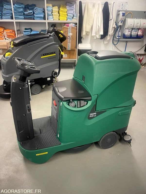 AUTOLAVEUSE BOMA TEMPO RIDE 55 - Scrubber dryer: picture 1 AUTOLAVEUSE BOMA TEMPO RIDE 55 - Scrubber dryer: picture 1