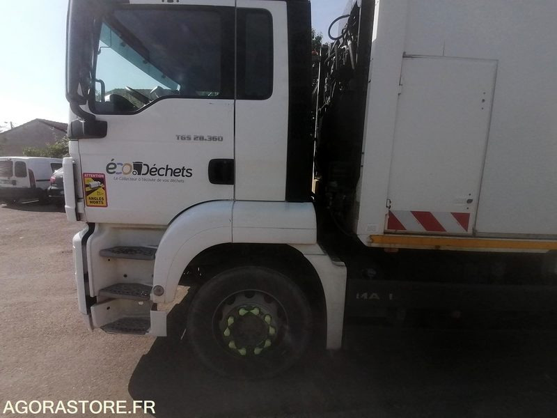 BOM - 2013 MAN TGS équipement SEMAT - 2013 / 310 000 KM - Garbage truck: picture 3 BOM - 2013 MAN TGS équipement SEMAT - 2013 / 310 000 KM - Garbage truck: picture 3