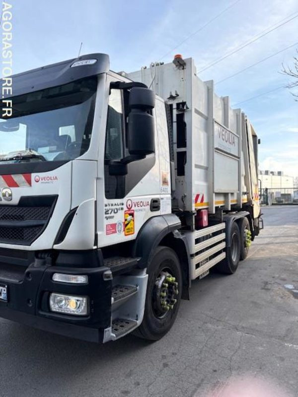BOM 26T GNC IVECO - 2016 (6401- VPIDF -66ICAM571X) - Garbage truck: picture 2 BOM 26T GNC IVECO - 2016 (6401- VPIDF -66ICAM571X) - Garbage truck: picture 2