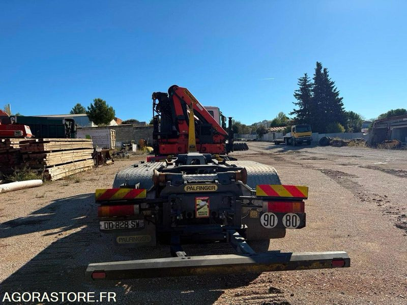 CAMION POLYBENNE GRUE IVECO MOTEUR HS - 390000km - 2014 - Hook lift truck: picture 4 CAMION POLYBENNE GRUE IVECO MOTEUR HS - 390000km - 2014 - Hook lift truck: picture 4