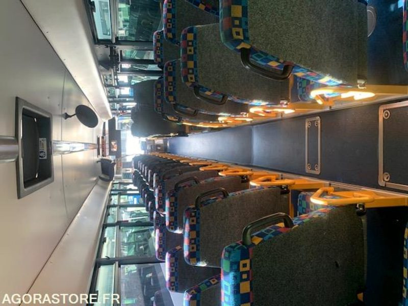 CAR IRISBUS RECREO N°15213- MEC 2009 - 444297 Km AD507BZ - School bus: picture 5 CAR IRISBUS RECREO N°15213- MEC 2009 - 444297 Km AD507BZ - School bus: picture 5