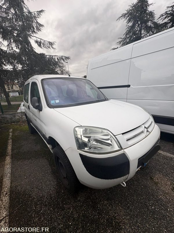 CITROEN BERLINGO 4X4 - Small van: picture 2 CITROEN BERLINGO 4X4 - Small van: picture 2