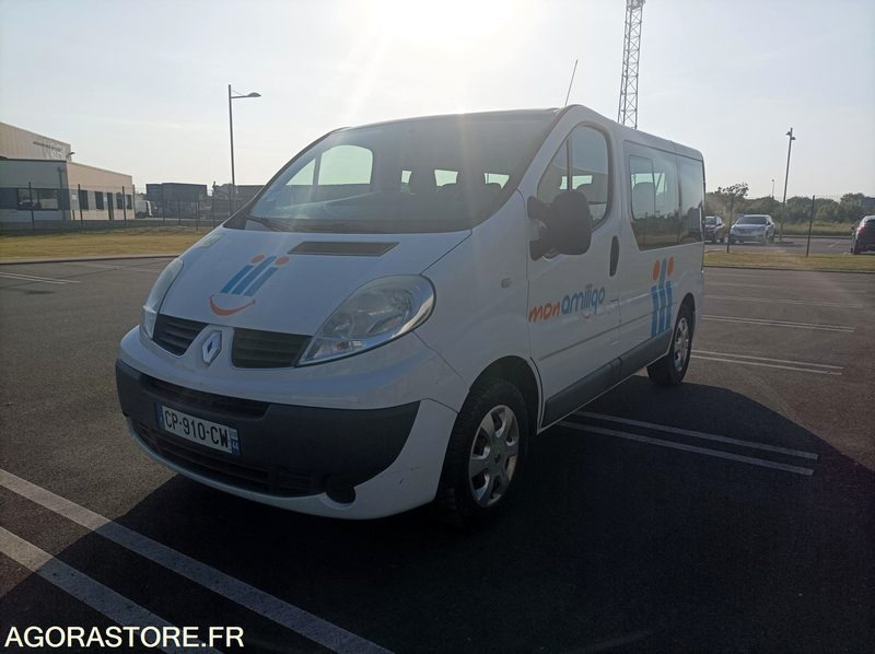 CP-910-CW - Roulant - RENAULT TRAFIC - VP - 9 Places - 308 000 Kms - Minibus, Passenger van: picture 1 CP-910-CW - Roulant - RENAULT TRAFIC - VP - 9 Places - 308 000 Kms - Minibus, Passenger van: picture 1