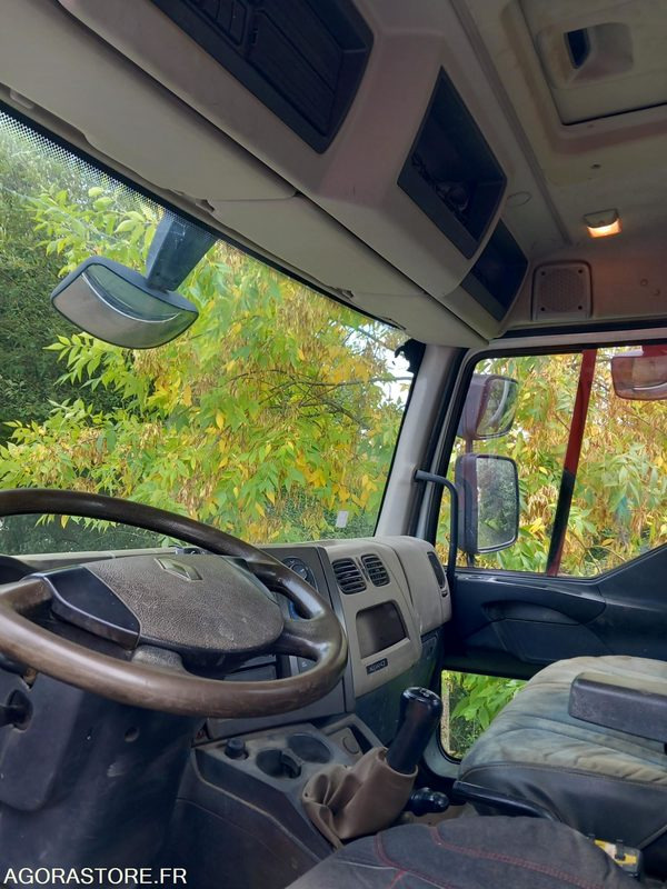 Camion Benne Renault 7361TJ53 - Tipper: picture 5 Camion Benne Renault 7361TJ53 - Tipper: picture 5