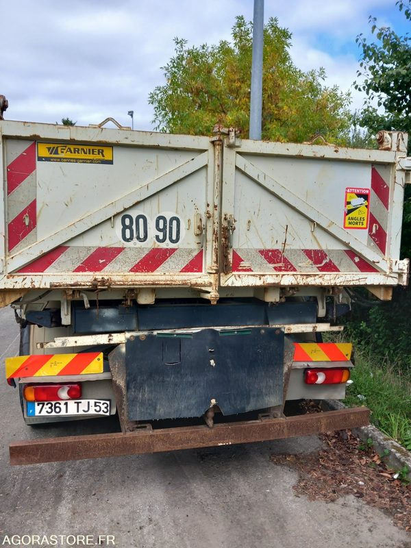 Camion Benne Renault 7361TJ53 - Tipper: picture 3 Camion Benne Renault 7361TJ53 - Tipper: picture 3