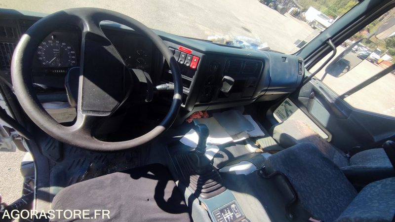 Camion Hydrocureur Renault Premium Kerax - 2000 - Vacuum truck: picture 5 Camion Hydrocureur Renault Premium Kerax - 2000 - Vacuum truck: picture 5