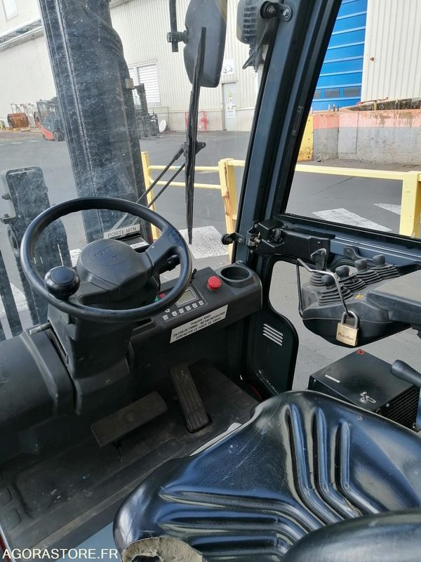Chariot Toyota 8FBMT35 - 2015 (5210) - Electric forklift: picture 5 Chariot Toyota 8FBMT35 - 2015 (5210) - Electric forklift: picture 5