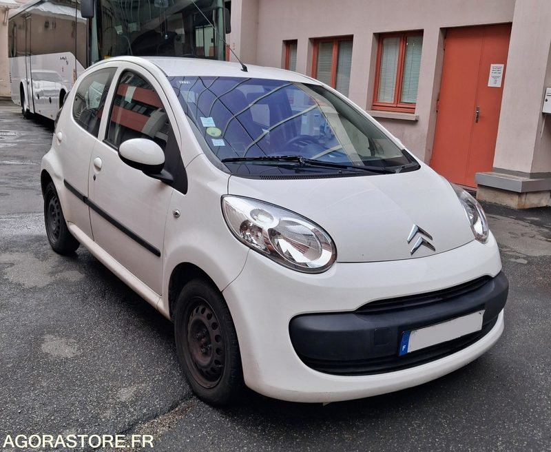 Citroën C1 - lot 166 - Car: picture 2 Citroën C1 - lot 166 - Car: picture 2