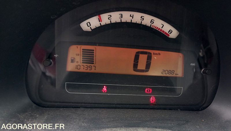 Car Citroen C2 AD508QG: picture 10