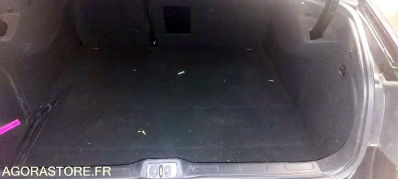 Car Citroën C5 2.0 Bleuhdi - 2016 - 191232kms: picture 8 Car Citroën C5 2.0 Bleuhdi - 2016 - 191232kms: picture 8