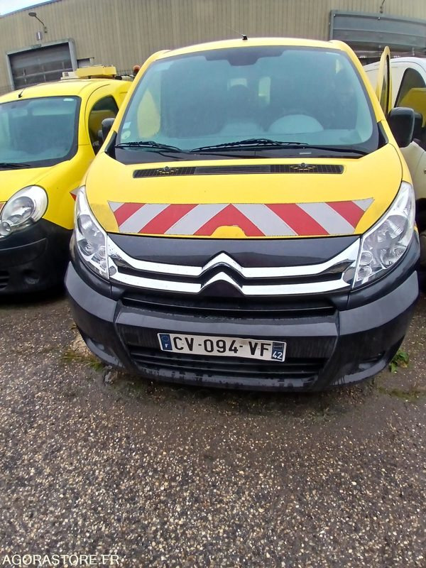 Citroën Jumpy - 2013 - 181539kms - CV094VF - Small van: picture 2 Citroën Jumpy - 2013 - 181539kms - CV094VF - Small van: picture 2