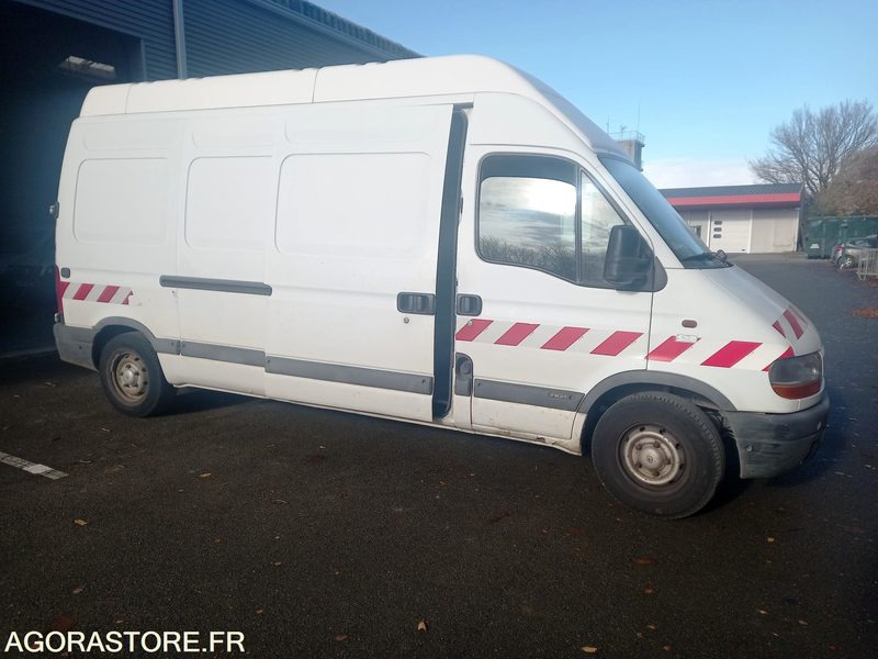 RENAULT MASTER vendu dans l'état sans contrôle technique défaut porte latérale - Commercial truck: picture 2 RENAULT MASTER vendu dans l'état sans contrôle technique défaut porte latérale - Commercial truck: picture 2