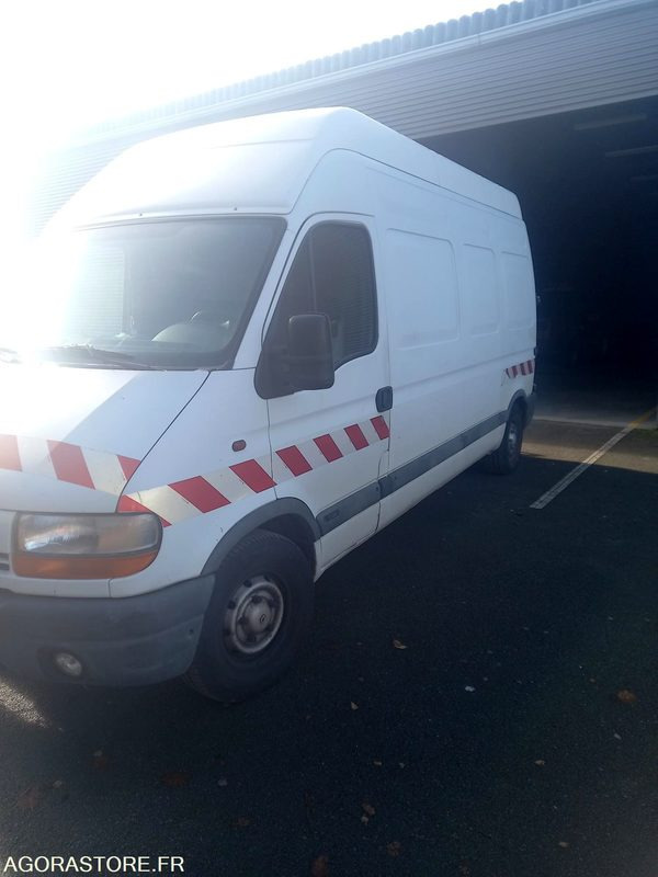RENAULT MASTER vendu dans l'état sans contrôle technique défaut porte latérale - Commercial truck: picture 4 RENAULT MASTER vendu dans l'état sans contrôle technique défaut porte latérale - Commercial truck: picture 4