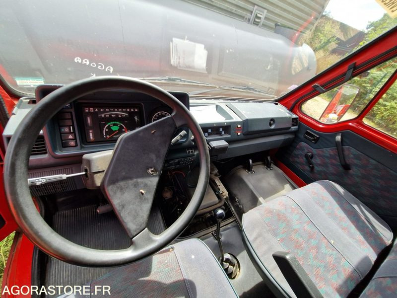 Renault B120 -1997 - 27058 - 9399WD27 - Commercial truck: picture 5 Renault B120 -1997 - 27058 - 9399WD27 - Commercial truck: picture 5