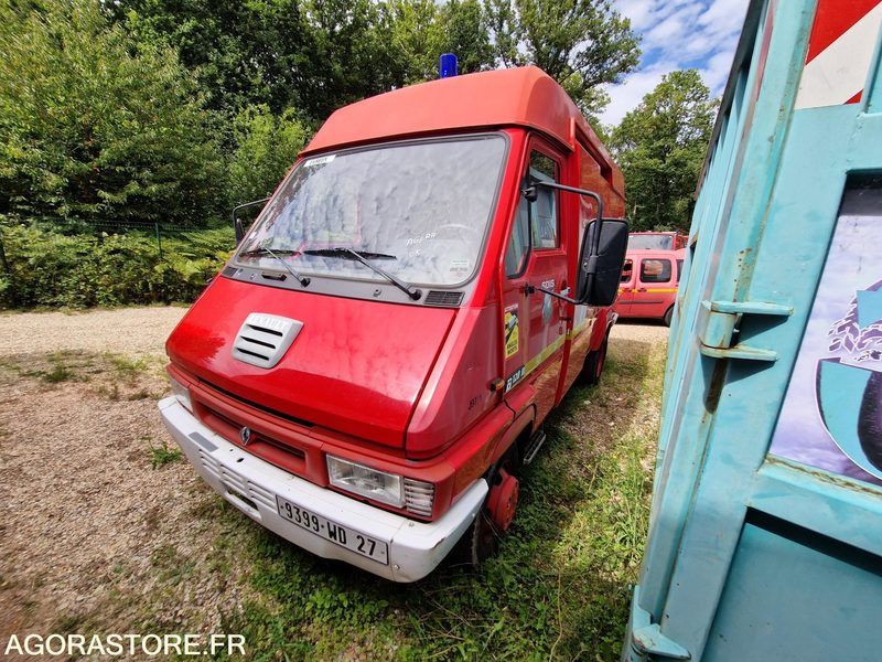 Renault B120 -1997 - 27058 - 9399WD27 - Commercial truck: picture 1 Renault B120 -1997 - 27058 - 9399WD27 - Commercial truck: picture 1