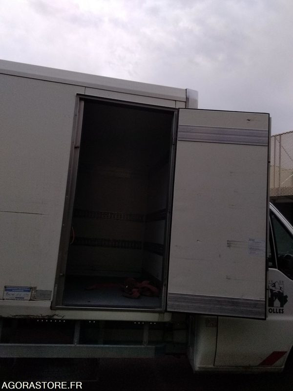 Peugeot boxer hayon 500kgs joint culasse HS - Commercial truck: picture 5 Peugeot boxer hayon 500kgs joint culasse HS - Commercial truck: picture 5