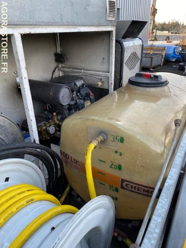 REMORQUE HAUTE PRESSION EAU CHAUDE OCCASION 350B - Construction machinery: picture 2 REMORQUE HAUTE PRESSION EAU CHAUDE OCCASION 350B - Construction machinery: picture 2
