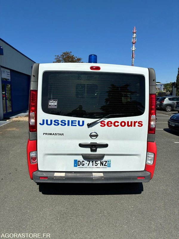 DG-715-NZ - Roulant - VASP - NISSAN PRIMASTAR - 178 174 Kms - Ambulance: picture 4 DG-715-NZ - Roulant - VASP - NISSAN PRIMASTAR - 178 174 Kms - Ambulance: picture 4