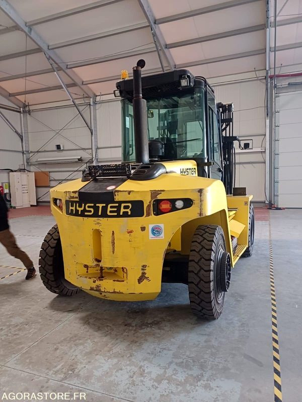 ELEVATEUR GAZ HYSTER 9.00 2011 16000 HEURES - LPG forklift: picture 3 ELEVATEUR GAZ HYSTER 9.00 2011 16000 HEURES - LPG forklift: picture 3