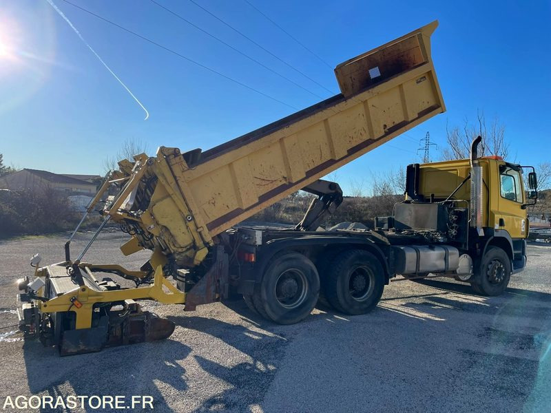 FINISSEUR D’INTERVENTION RAPIDE - DAF - FIR 3000 - 2003 / 335000 KM - Asphalt paver: picture 5 FINISSEUR D’INTERVENTION RAPIDE - DAF - FIR 3000 - 2003 / 335000 KM - Asphalt paver: picture 5