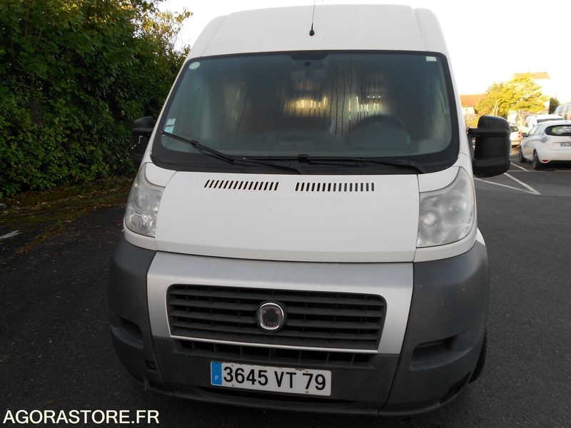 FOURGON FIAT DUCATO - Panel van: picture 1 FOURGON FIAT DUCATO - Panel van: picture 1