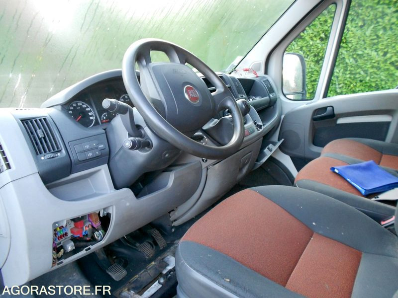 FOURGON FIAT DUCATO - Panel van: picture 5 FOURGON FIAT DUCATO - Panel van: picture 5