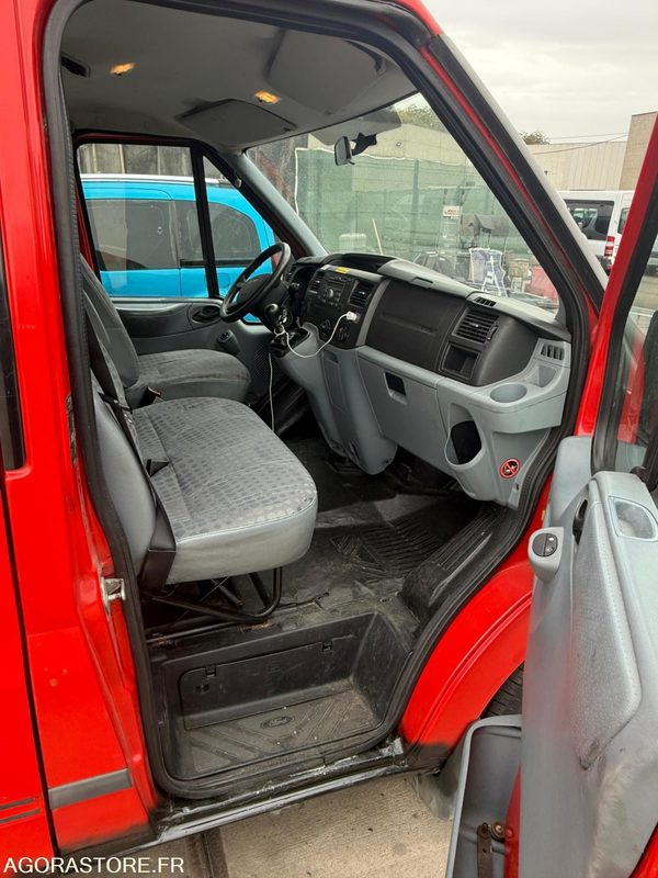 Ford - Minibus, Passenger van: picture 2 Ford - Minibus, Passenger van: picture 2