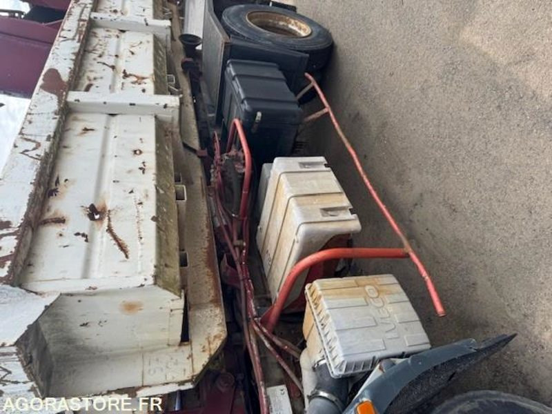 IVECO 130E18 - 157836 KM - Tipper semi-trailer: picture 4 IVECO 130E18 - 157836 KM - Tipper semi-trailer: picture 4