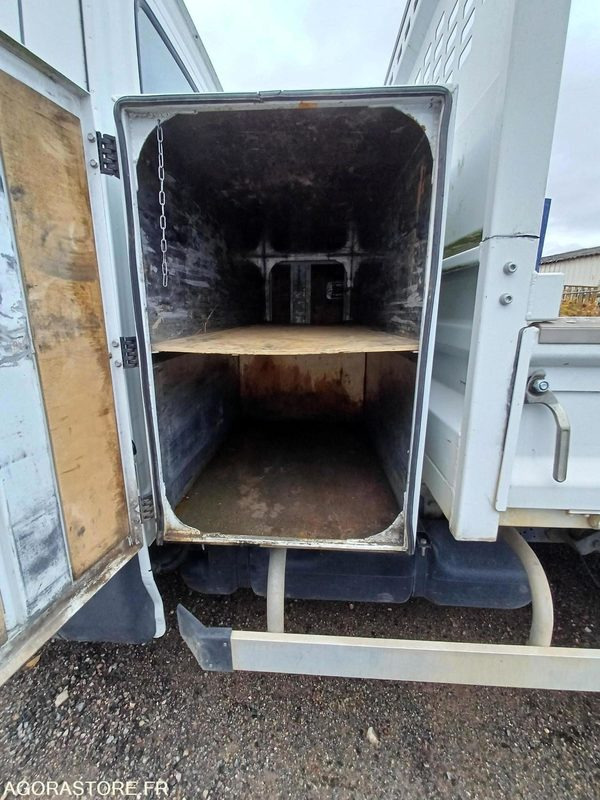 IVECO DAILY 35C14 BENNE - 2018 / 125 000 KM - Tipper van: picture 5 IVECO DAILY 35C14 BENNE - 2018 / 125 000 KM - Tipper van: picture 5