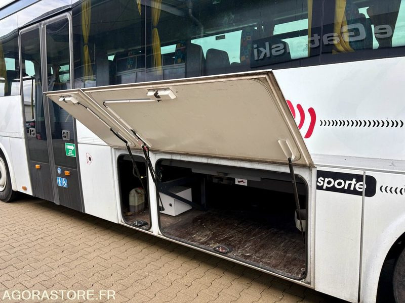 Irisbus Recreo 2010 - Clim - EURO 5 - School bus: picture 5 Irisbus Recreo 2010 - Clim - EURO 5 - School bus: picture 5