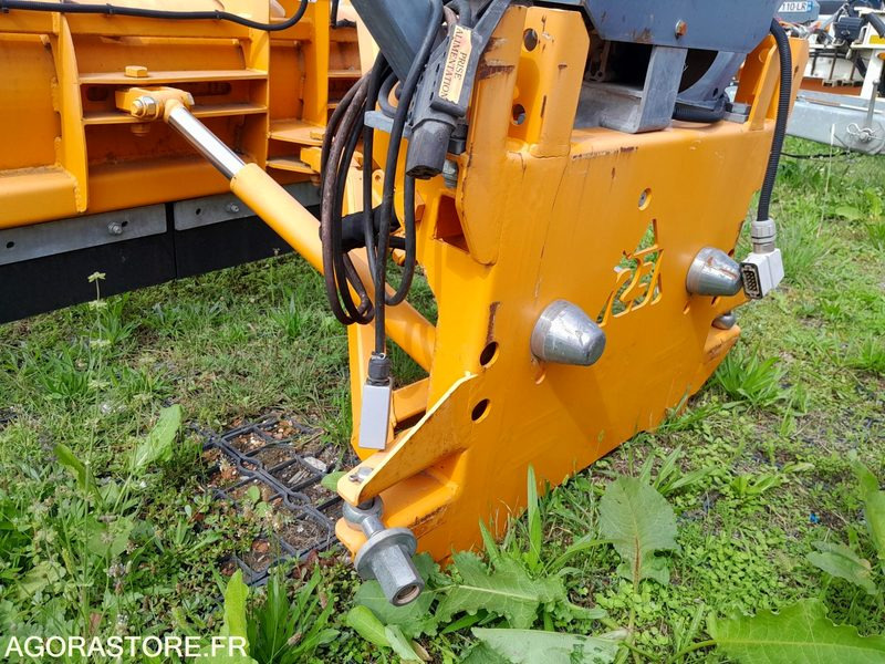 Lame à neige Europe Service Agilo25 (LN062) - Garden equipment: picture 3 Lame à neige Europe Service Agilo25 (LN062) - Garden equipment: picture 3