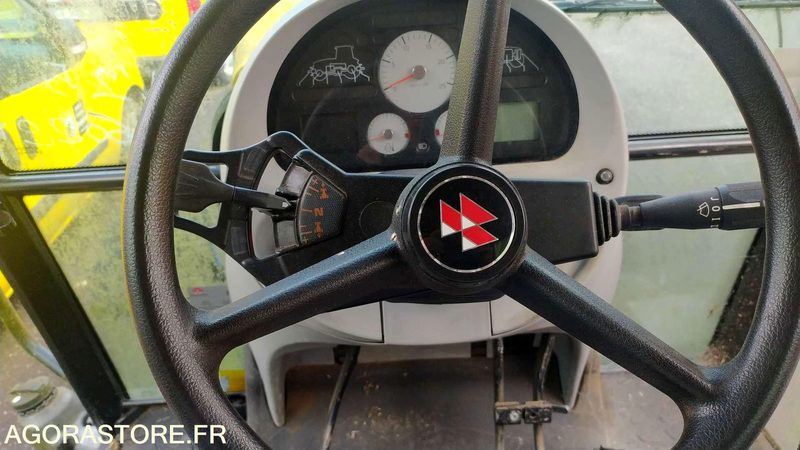 MASSEY FERGUSSIN 6445 DYNA-6 - 2008 - 6022kms - Farm tractor: picture 3 MASSEY FERGUSSIN 6445 DYNA-6 - 2008 - 6022kms - Farm tractor: picture 3