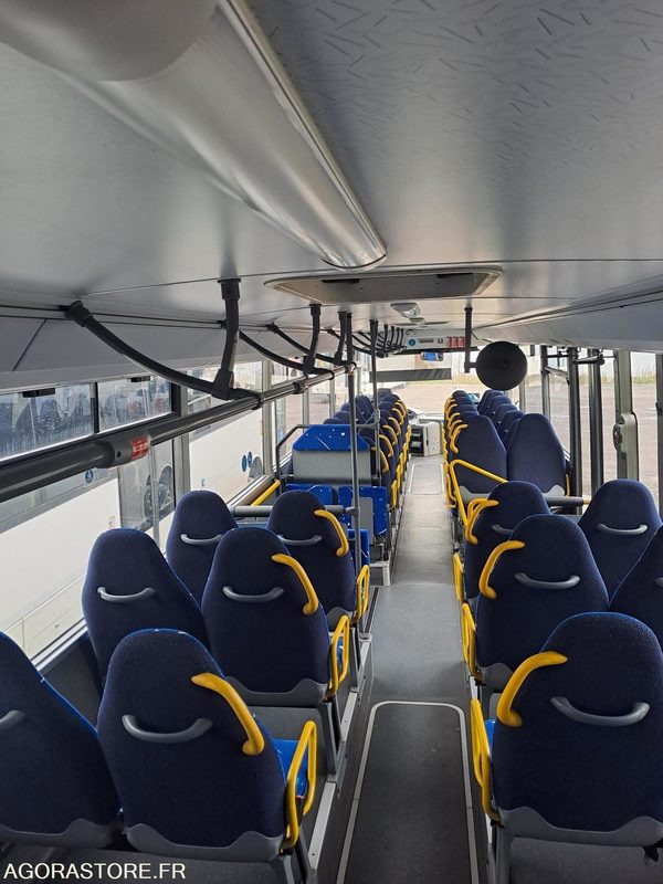 School bus MERCEDES INTOURO N°111043: picture 9 School bus MERCEDES INTOURO N°111043: picture 9