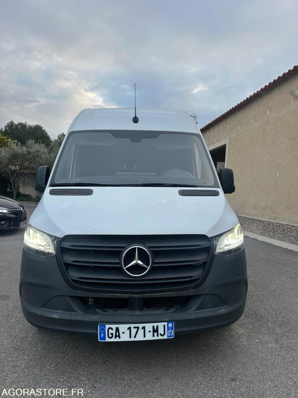 MERCEDES - SPRINTER - 2021 / 88000 KM - Panel van: picture 3 MERCEDES - SPRINTER - 2021 / 88000 KM - Panel van: picture 3