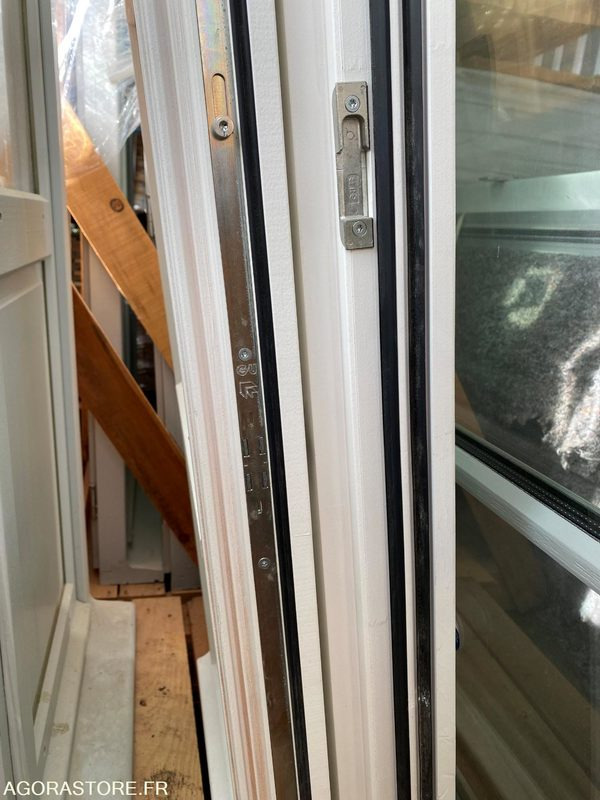 New Tool/ Equipment Menuiseries bois DE LA ROSA: picture 16 New Tool/ Equipment Menuiseries bois DE LA ROSA: picture 16