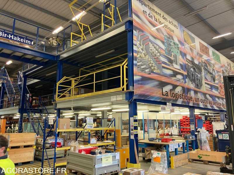 Mezzanine métallique 2 niveaux - Tool/ Equipment: picture 2 Mezzanine métallique 2 niveaux - Tool/ Equipment: picture 2