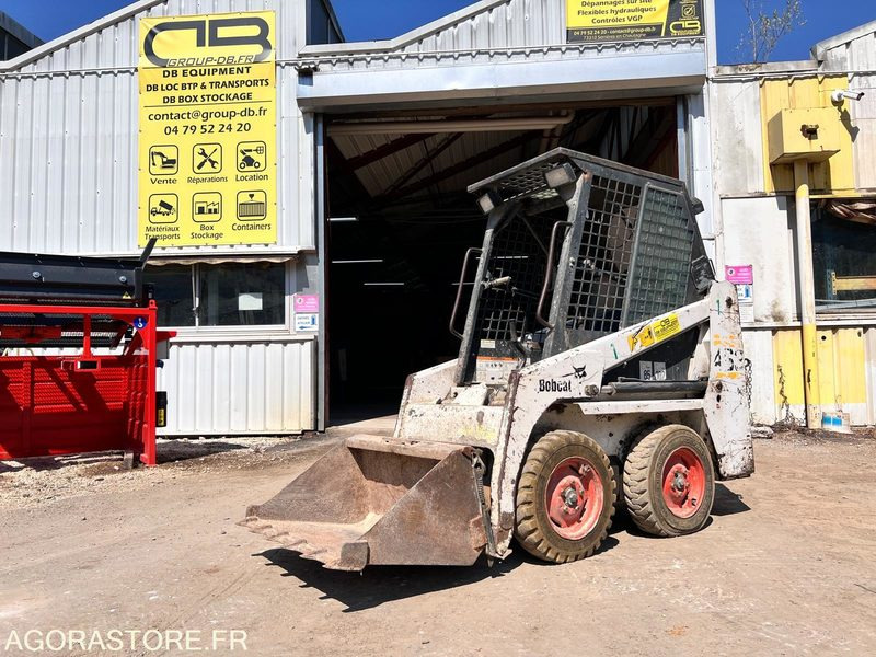 Mini-chargeuse Bobcat 463 - 2001 - 3055 heures - Loader: picture 1 Mini-chargeuse Bobcat 463 - 2001 - 3055 heures - Loader: picture 1