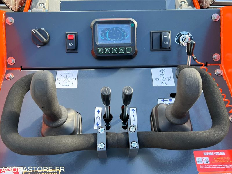 Mini chargeuse a chenilles 48cv - 2023 - Compact track loader: picture 4 Mini chargeuse a chenilles 48cv - 2023 - Compact track loader: picture 4