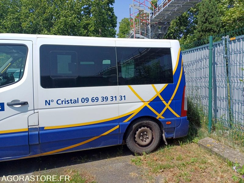 NISSAN NV 400 CITHES - VPT001812 (8441) - MEC 08/2016 - 278286 KM EE-743-RL - Minibus, Passenger van: picture 4 NISSAN NV 400 CITHES - VPT001812 (8441) - MEC 08/2016 - 278286 KM EE-743-RL - Minibus, Passenger van: picture 4