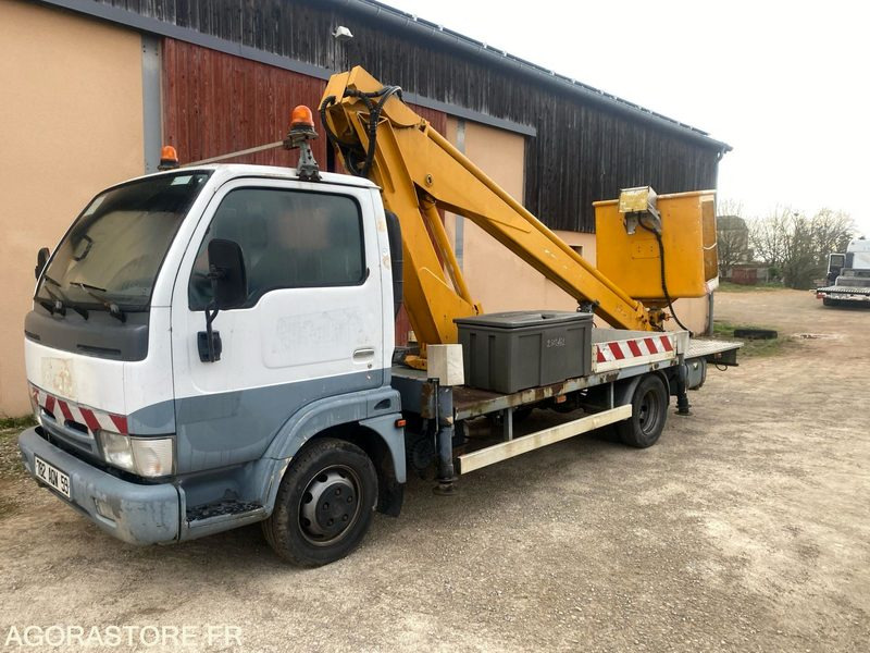 Nacelle Multitel 160 ALU DS monté sur Nissan Cabstar - Truck with aerial platform: picture 1 Nacelle Multitel 160 ALU DS monté sur Nissan Cabstar - Truck with aerial platform: picture 1