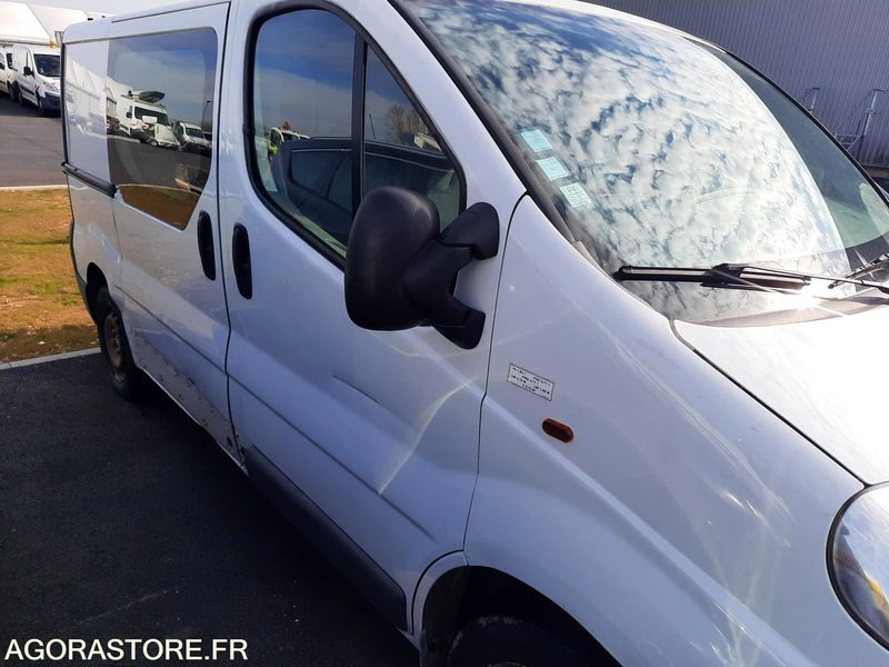 OPEL VIVARO - 2011 - 112 800KM - Panel van: picture 4 OPEL VIVARO - 2011 - 112 800KM - Panel van: picture 4