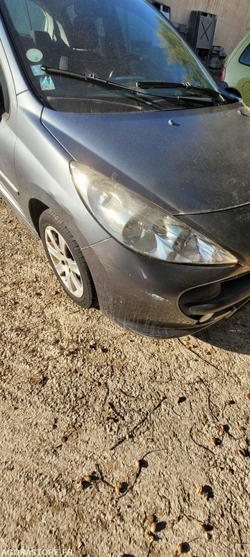 PEUGEOT 207 - 2009 - Car: picture 2 PEUGEOT 207 - 2009 - Car: picture 2