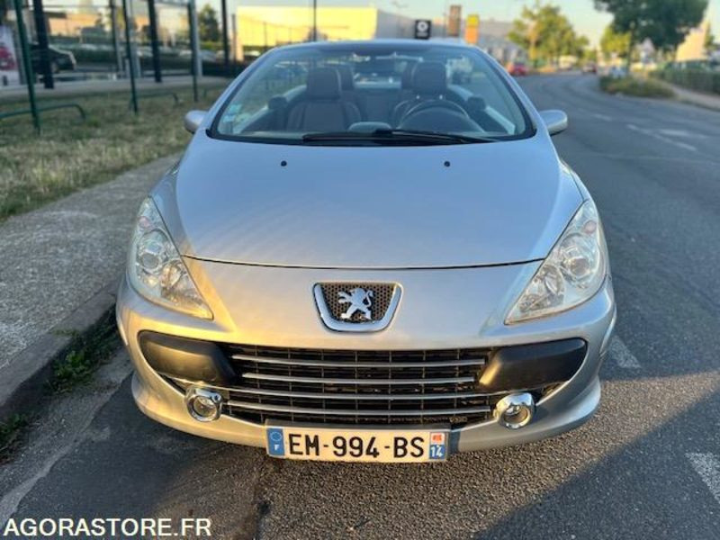 PEUGEOT 307 CC 2.0 HDI 136 CV - 2005 - 263 802km - Car: picture 2 PEUGEOT 307 CC 2.0 HDI 136 CV - 2005 - 263 802km - Car: picture 2