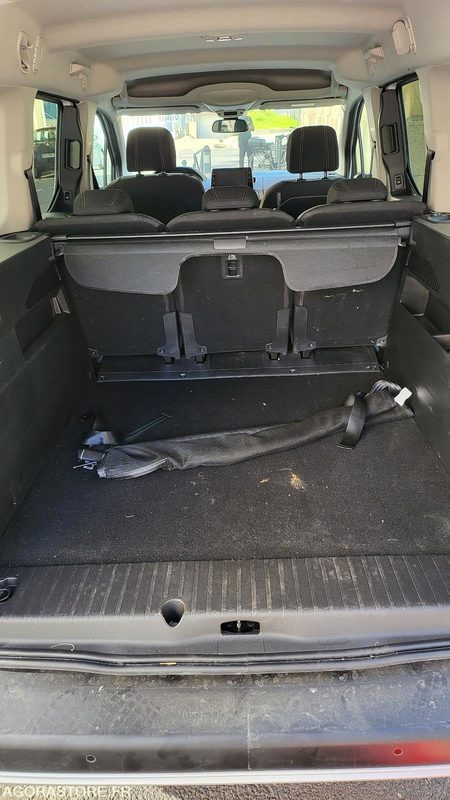 PEUGEOT RIFTER LONG PURETECH 110 S&S BVM6 ESSENCE DE 2019 - Car: picture 3 PEUGEOT RIFTER LONG PURETECH 110 S&S BVM6 ESSENCE DE 2019 - Car: picture 3