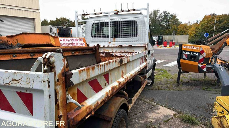 RENAULT 56ANA1 - 2007 - 124295 KM - Tipper van: picture 3 RENAULT 56ANA1 - 2007 - 124295 KM - Tipper van: picture 3