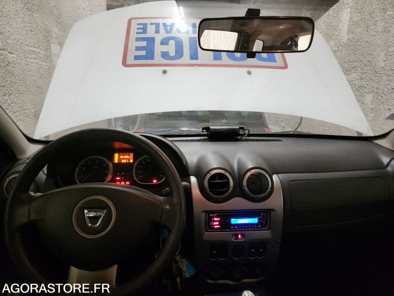 RENAULT DUSTER - SUV: picture 2 RENAULT DUSTER - SUV: picture 2